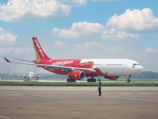 Vietjet khuyến mãi chưa từng có, giảm tới 50% giá vé SkyBoss và 55% giá vé SkyBoss Business